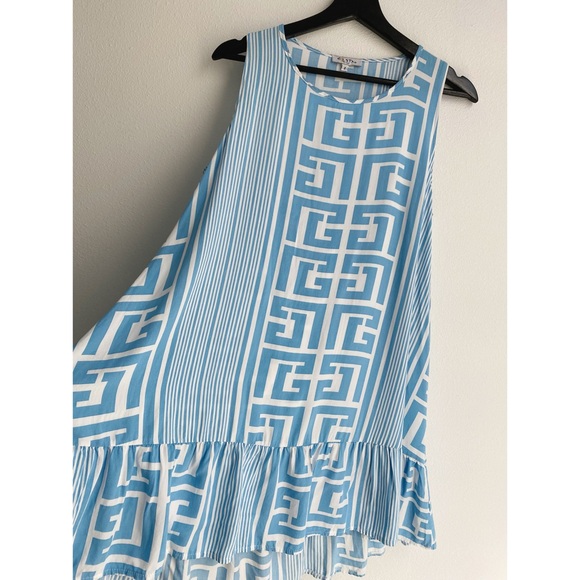 Elsta by CSN Greek Geo Mini Dress // Blue - Picture 2 of 6